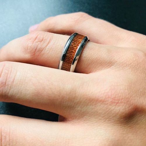 Modern or Contemporary Wedding Band